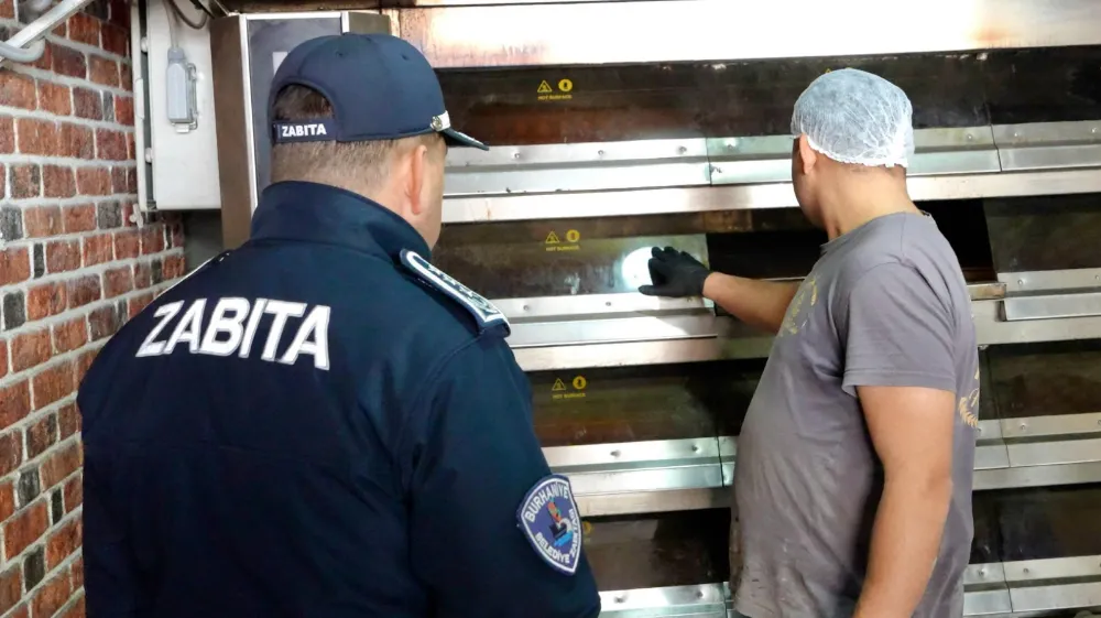 BURHANİYE BELEDİYESİ’NDEN GIDA GÜVENLİĞİ İÇİN SIKI DENETİM
