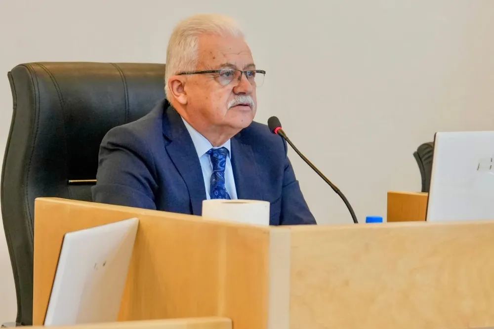 BAŞKAN DEVECİLER EN BAŞARILI BÜYÜKŞEHİR İLÇE BAŞKANLARI ARASINDA YER ALDI