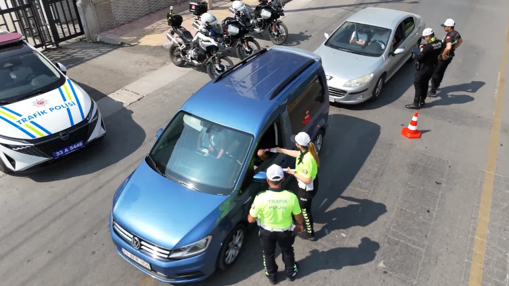 Bakan Yerlikaya Uyardı: Kurban Bayramı’nın İlk 4 Gününde 2.960 Trafik Kazası, 32 Can Kaybı
